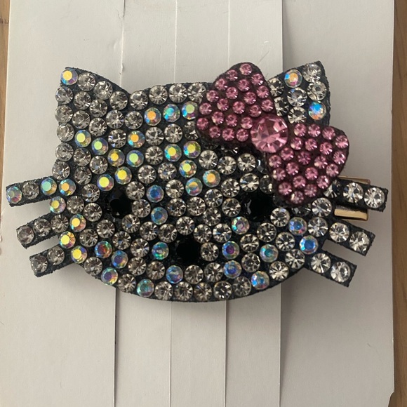 🆕 Pink Bow Rhinestone Hello Kitty Hair Clip🆕 - Picture 1 of 4